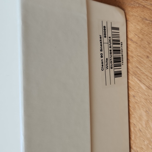 Axel Arigato Clean 90 Sneakers - Picture 8 of 12